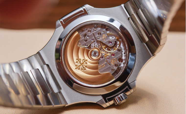 Patek Philippe Replica-av